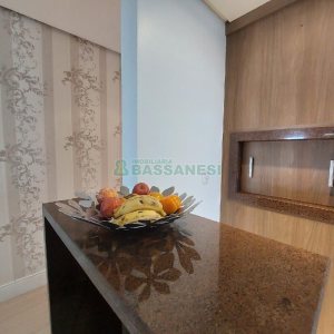 Apto Mobiliado com 82m², 2 dormitórios, 2 vagas, no bairro Panazzolo em Caxias do Sul para Comprar