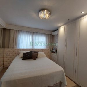 Apto Mobiliado com 82m², 2 dormitórios, 2 vagas, no bairro Panazzolo em Caxias do Sul para Comprar