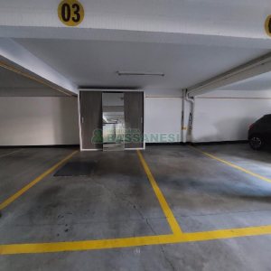 Apto Mobiliado com 82m², 2 dormitórios, 2 vagas, no bairro Panazzolo em Caxias do Sul para Comprar