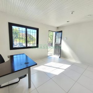 Sala com 60m², no bairro Sagrada Família em Caxias do Sul para Alugar