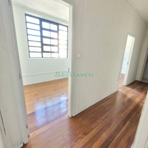 Sala com 160m², no bairro Sagrada Família em Caxias do Sul para Alugar