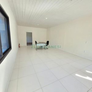 Sala com 90m², no bairro Sagrada Família em Caxias do Sul para Alugar
