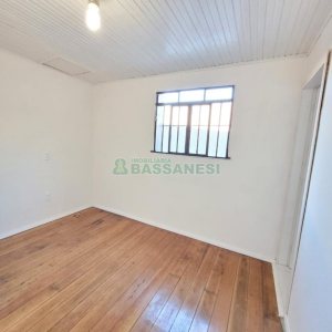 Sala com 90m², no bairro Sagrada Família em Caxias do Sul para Alugar