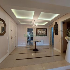 Apto Mobiliado com 235m², 3 dormitórios, 3 vagas, no bairro Jardim América em Caxias do Sul para Alugar