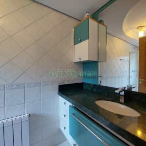 Apto Mobiliado com 235m², 3 dormitórios, 3 vagas, no bairro Jardim América em Caxias do Sul para Alugar