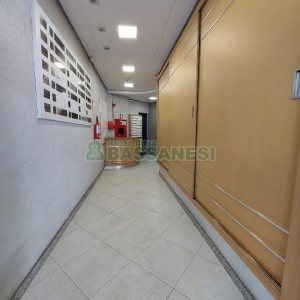 Sala Mobiliada com 56m², 1 vaga, no bairro São Pelegrino em Caxias do Sul para Alugar ou Comprar