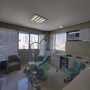 Sala Mobiliada com 56m², 1 vaga, no bairro São Pelegrino em Caxias do Sul para Alugar ou Comprar