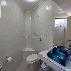 Sala Mobiliada com 56m², 1 vaga, no bairro São Pelegrino em Caxias do Sul para Alugar ou Comprar