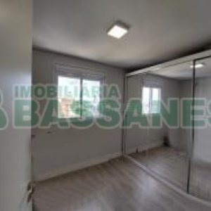 Apto Mobiliado com 99m², 2 dormitórios, 3 vagas, no bairro Vila Horn em Caxias do Sul para Comprar