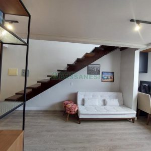 Apto Mobiliado com 99m², 2 dormitórios, 3 vagas, no bairro Vila Horn em Caxias do Sul para Comprar