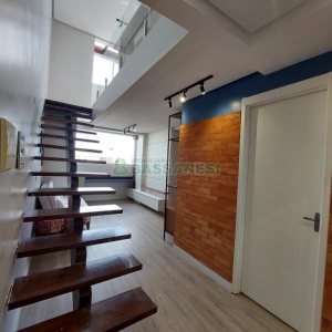 Apto Mobiliado com 99m², 2 dormitórios, 3 vagas, no bairro Vila Horn em Caxias do Sul para Comprar