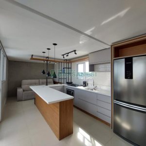 Apto Mobiliado com 99m², 2 dormitórios, 3 vagas, no bairro Vila Horn em Caxias do Sul para Comprar
