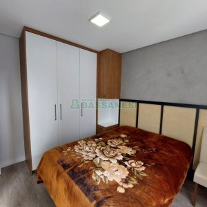 Apto Mobiliado com 99m², 2 dormitórios, 3 vagas, no bairro Vila Horn em Caxias do Sul para Comprar