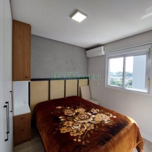 Apto Mobiliado com 99m², 2 dormitórios, 3 vagas, no bairro Vila Horn em Caxias do Sul para Comprar