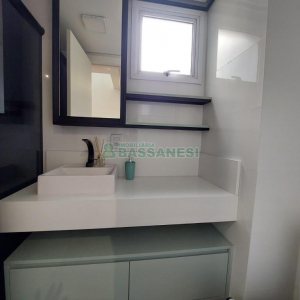 Apto Mobiliado com 99m², 2 dormitórios, 3 vagas, no bairro Vila Horn em Caxias do Sul para Comprar