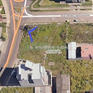 Terreno com 996m², no bairro Jardim América em Caxias do Sul para Comprar