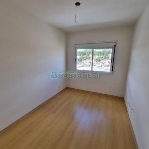 Apartamento com 59m², 2 dormitórios, 1 vaga, no bairro Esplanada em Caxias do Sul para Comprar