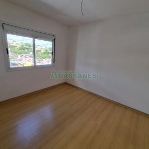 Apartamento com 59m², 2 dormitórios, 1 vaga, no bairro Esplanada em Caxias do Sul para Comprar