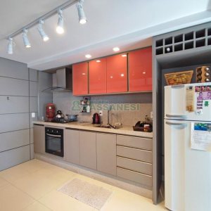 Apartamento com 148m², 3 dormitórios, 2 vagas, no bairro São Pelegrino em Caxias do Sul para Comprar