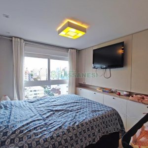 Apartamento com 148m², 3 dormitórios, 2 vagas, no bairro São Pelegrino em Caxias do Sul para Comprar