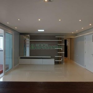 Apartamento com 148m², 3 dormitórios, 2 vagas, no bairro São Pelegrino em Caxias do Sul para Alugar ou Comprar