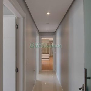 Apartamento com 148m², 3 dormitórios, 2 vagas, no bairro São Pelegrino em Caxias do Sul para Alugar ou Comprar