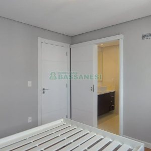 Apartamento com 148m², 3 dormitórios, 2 vagas, no bairro São Pelegrino em Caxias do Sul para Alugar ou Comprar
