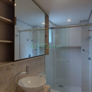 Apartamento com 148m², 3 dormitórios, 2 vagas, no bairro São Pelegrino em Caxias do Sul para Alugar ou Comprar