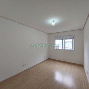 Apartamento com 74m², 2 dormitórios, 1 vaga, no bairro Villagio Iguatemi em Caxias do Sul para Alugar