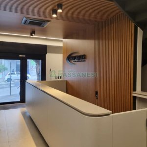 Predio com 169m², no bairro Centro em Caxias do Sul para Comprar