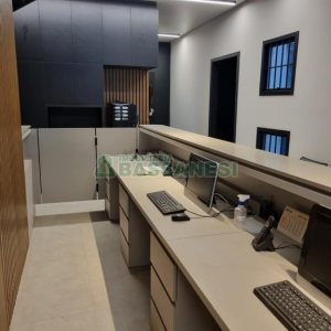 Predio com 169m², no bairro Centro em Caxias do Sul para Comprar
