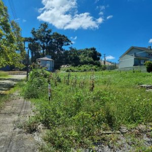 Terreno com 1080m², no bairro Nossa Senhora de Lourdes em Caxias do Sul para Comprar