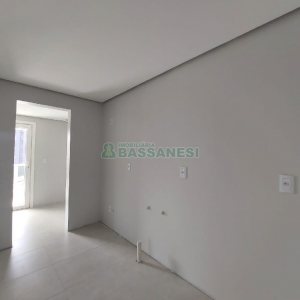 Apartamento com 79m², 2 dormitórios, 2 vagas, no bairro Panazzolo em Caxias do Sul para Alugar