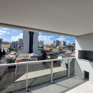 Apartamento com 79m², 2 dormitórios, 2 vagas, no bairro Panazzolo em Caxias do Sul para Alugar