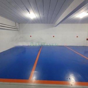 Apto Mobiliado com 90m², 2 dormitórios, 2 vagas, no bairro Vila Horn em Caxias do Sul para Comprar