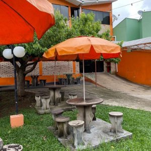 Casa Comercial com 360m², 3 dormitórios, no bairro Santa Fé em Caxias do Sul para Comprar