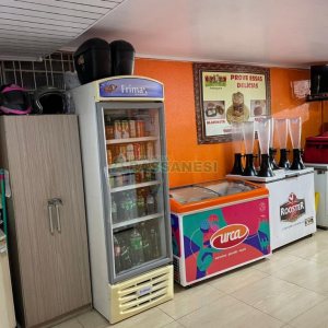 Casa Comercial com 360m², 3 dormitórios, no bairro Santa Fé em Caxias do Sul para Comprar