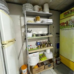 Casa Comercial com 360m², 3 dormitórios, no bairro Santa Fé em Caxias do Sul para Comprar