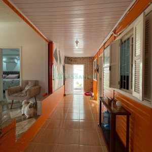 Casa Comercial com 360m², 3 dormitórios, no bairro Santa Fé em Caxias do Sul para Comprar