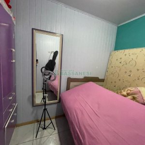 Casa Comercial com 360m², 3 dormitórios, no bairro Santa Fé em Caxias do Sul para Comprar