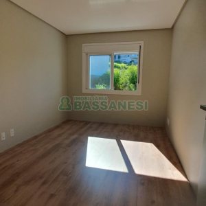 Sobrado com 160m², 3 dormitórios, no bairro Nossa Senhora da Saúde em Caxias do Sul para Comprar