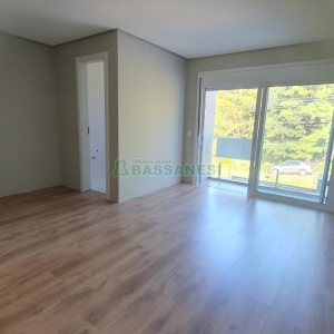 Sobrado com 160m², 3 dormitórios, no bairro Nossa Senhora da Saúde em Caxias do Sul para Comprar