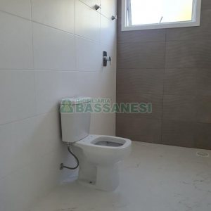 Sobrado com 160m², 3 dormitórios, no bairro Nossa Senhora da Saúde em Caxias do Sul para Comprar