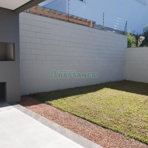 Sobrado com 160m², 3 dormitórios, no bairro Nossa Senhora da Saúde em Caxias do Sul para Comprar