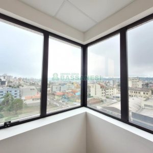 Sala com 77m², 1 vaga, no bairro Pio X em Caxias do Sul para Alugar