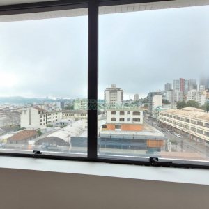 Sala com 77m², 1 vaga, no bairro Pio X em Caxias do Sul para Alugar