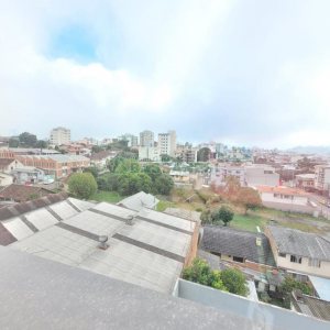 Sala com 77m², 1 vaga, no bairro Pio X em Caxias do Sul para Alugar