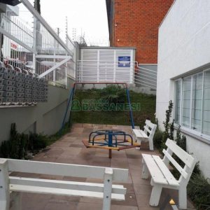 Apartamento com 47m², 2 dormitórios, 1 vaga, no bairro Desvio Rizzo em Caxias do Sul para Comprar