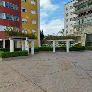 Apartamento com 94m², 3 dormitórios, 2 vagas, no bairro Rio Branco em Caxias do Sul para Comprar