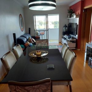 Apartamento com 94m², 3 dormitórios, 2 vagas, no bairro Rio Branco em Caxias do Sul para Comprar